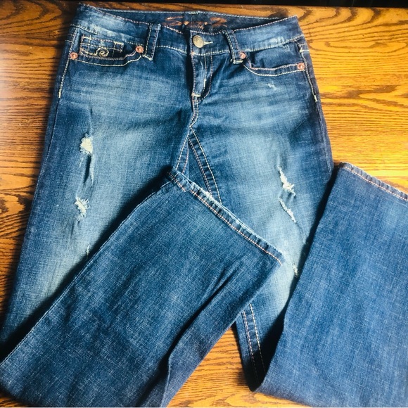 Seven 7 Womens Destructed Boot Cut Jeans Blue Med Wash Stretch Denim Sz 30 - Picture 2 of 9